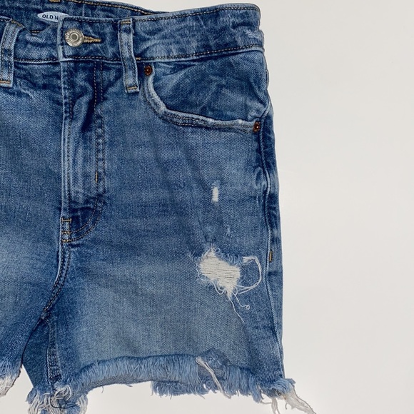 OLD NAVY jean or denim shorts - destructed - excellent condition - high rise - Picture 3 of 6